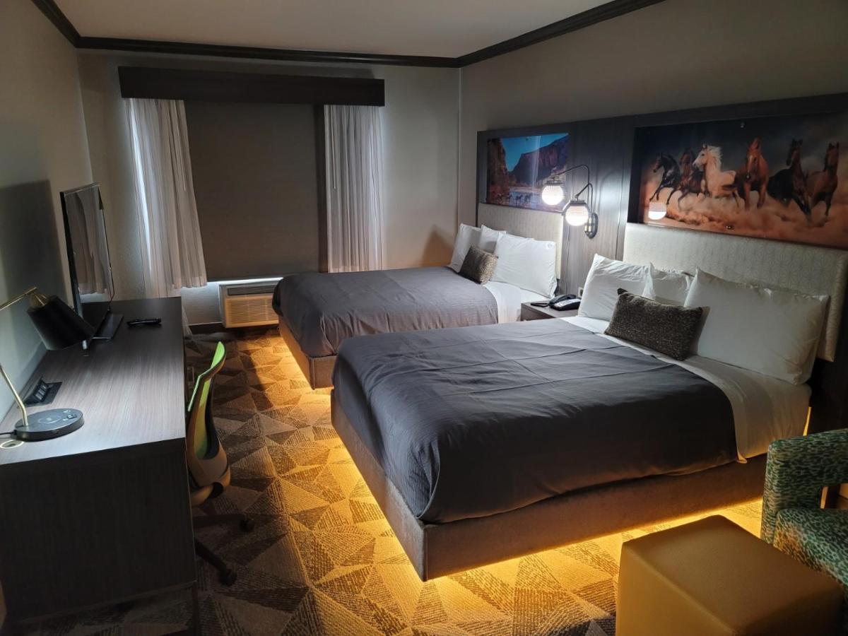Big Country Hotel & Suites, Surestay Collection By BW Abilene Exteriér fotografie